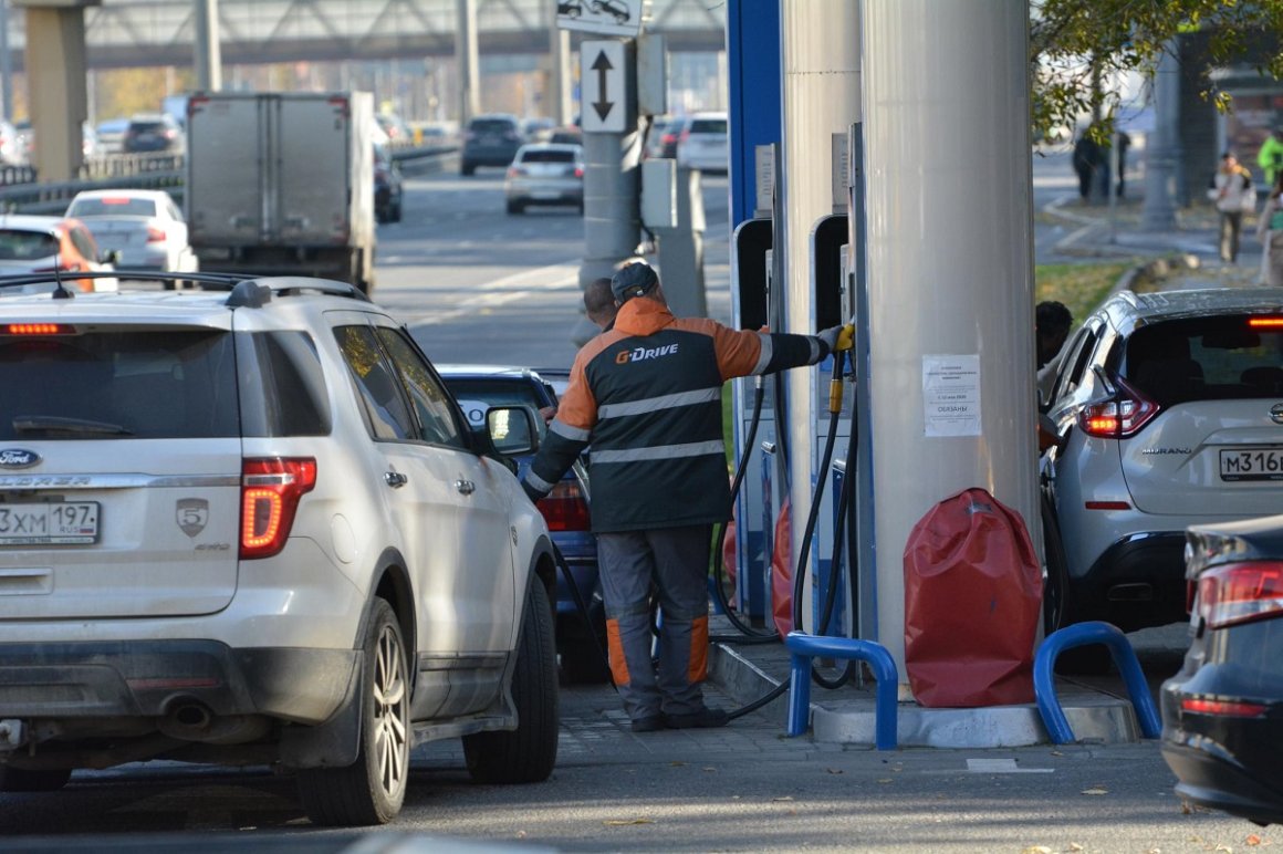 С дефицитом могут столкнуться автолюбители Приморья этой зимой