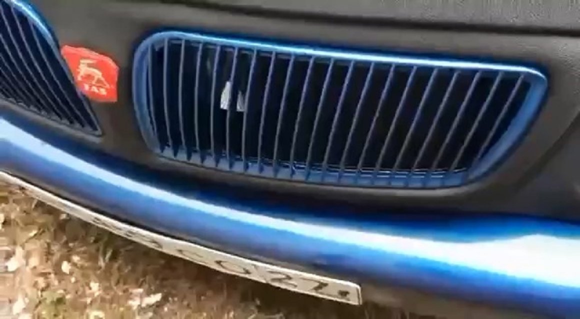 Уникальный автомобиль случайно обнаружен на Зеленом углу во Владивостоке — видео