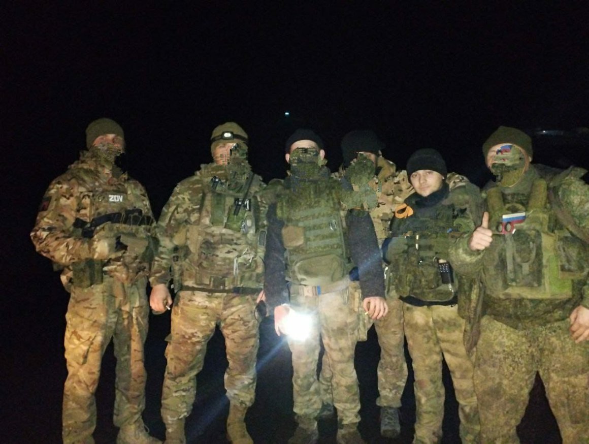 «Спи спокойно, наш «Ара»: во Владивостоке простились с погибшим в Павловке снайпером