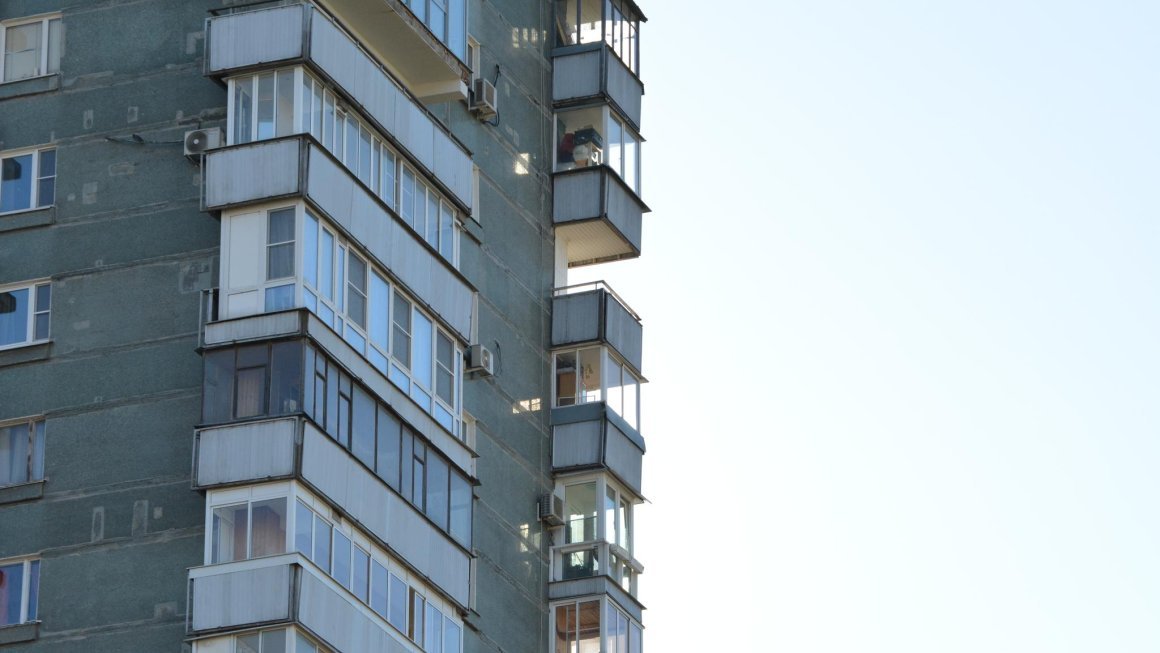 В эпицентре — жилые дома, больницы и школы: масштабное ЧП произошло в Приморье