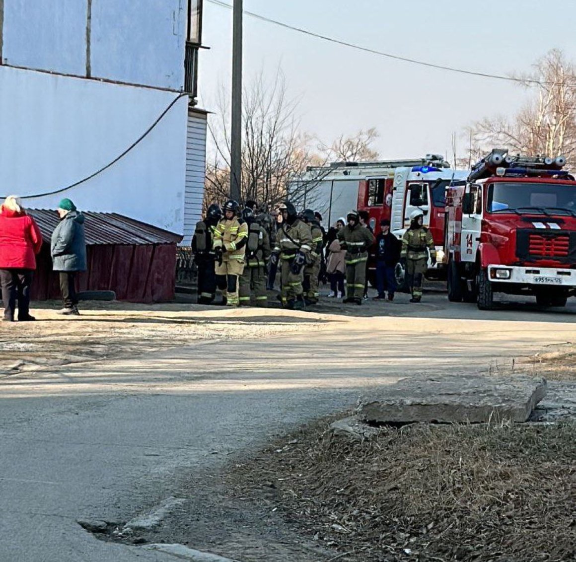 Пожарные прибыли незамедлительно: ЧП произошло в жилом доме в Приморье