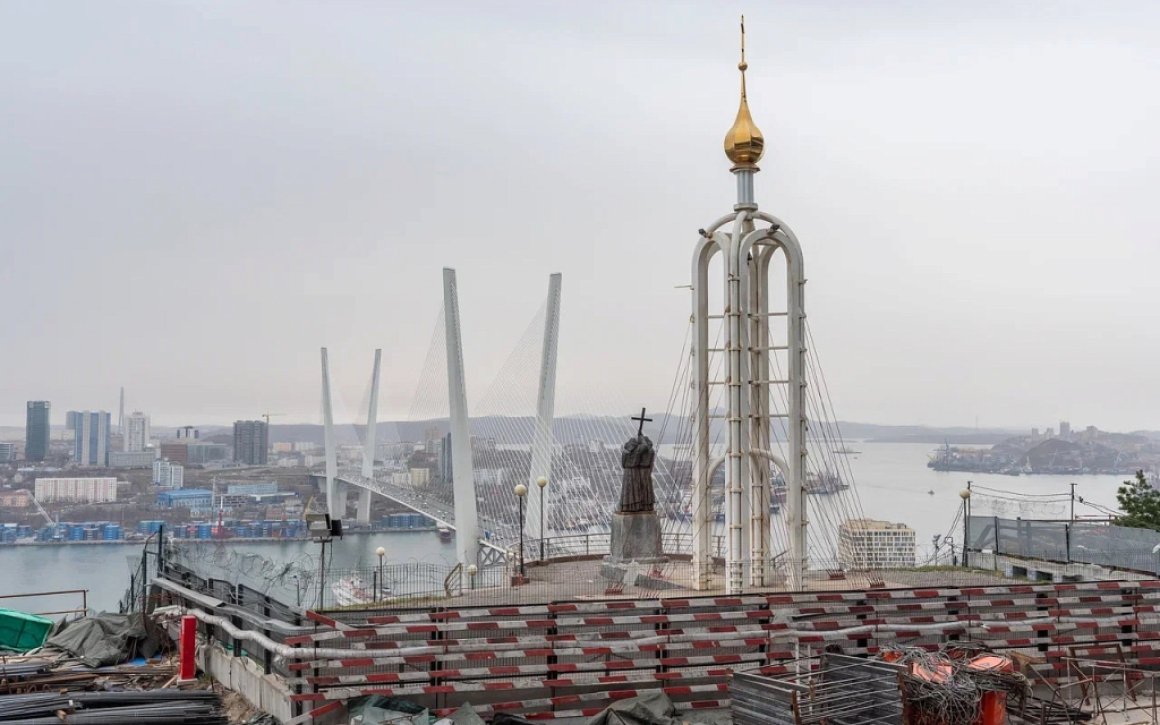 Комплекс на сопке Орлиное гнездо превысил высоту 40 метров