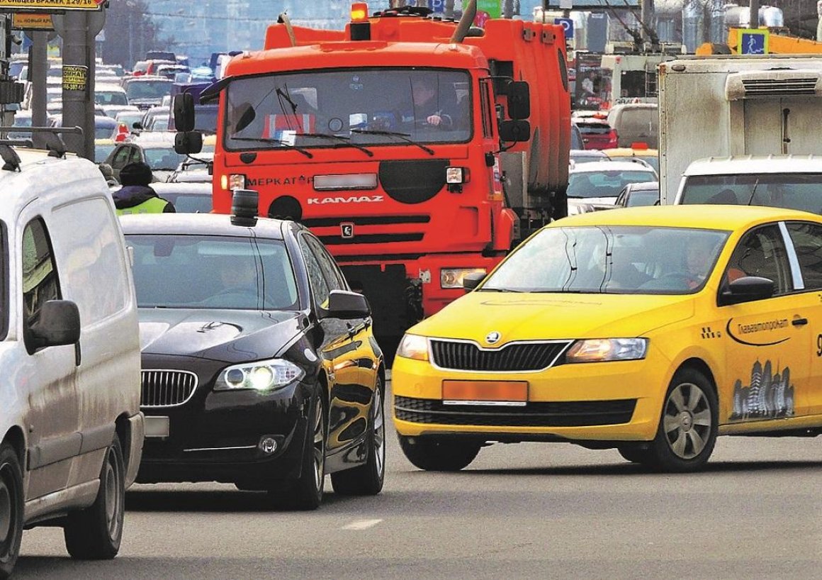 Страховка такси вырастет вчетверо — насколько подорожает проезд в Приморье?
