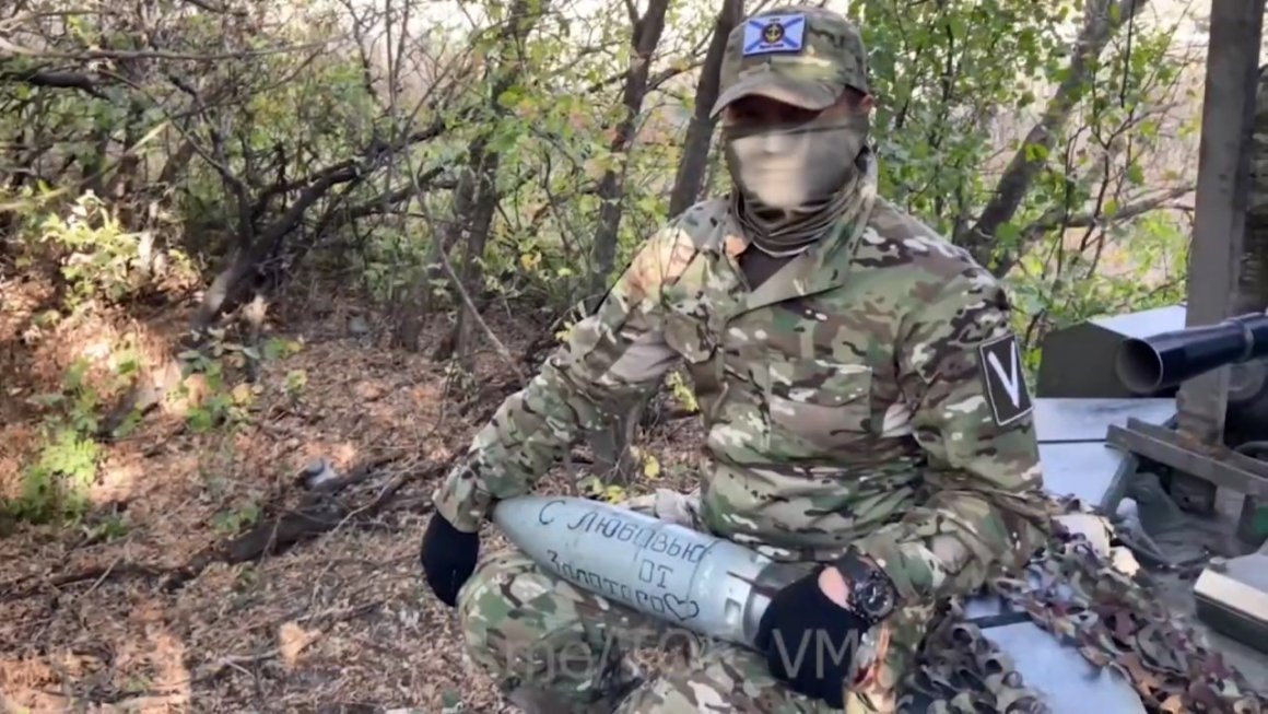 «С любовью от Золотого»: жёсткие кадры уничтожения врага на Угледарском направлении