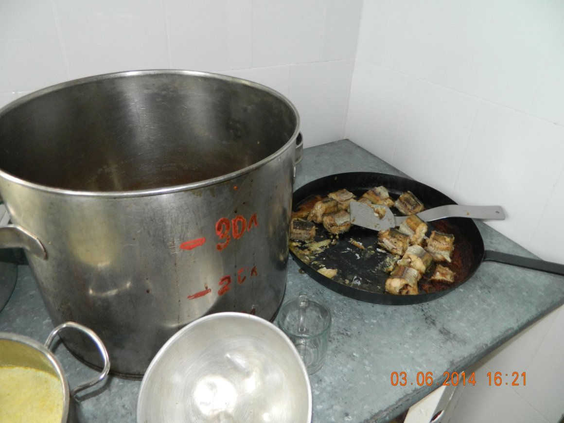 Предмет привычной всем кухонной утвари опасен раком и гипертонией