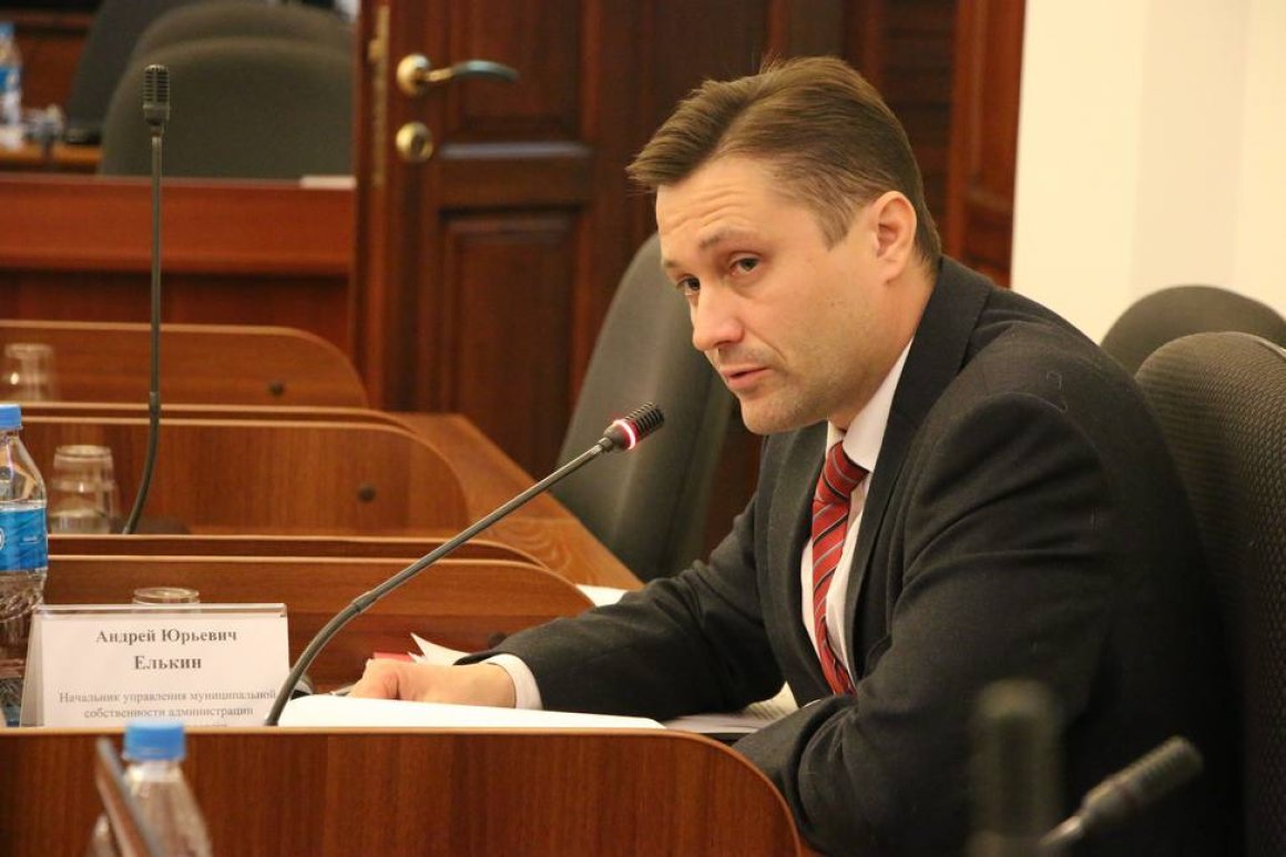 Хитрую схему миллионного обмана вскрыли в администрации Владивостока