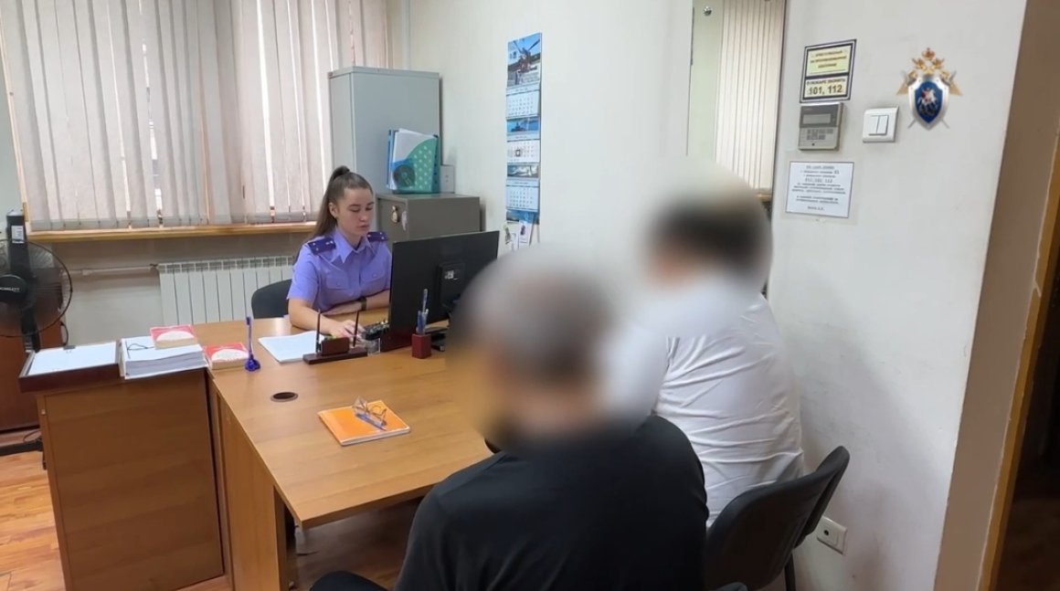 Директор мясной компании и бывший глава района в Приморье совершили преступление