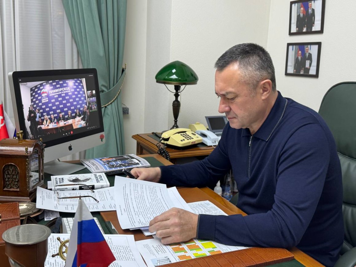 Виктор Пинский провел приём участников СВО и членов их семей по юридическим вопросам